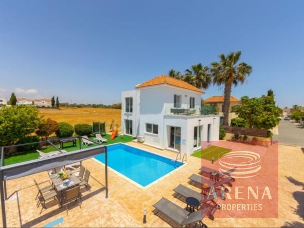 1 4 BED VILLA AYIA THEKLA 5190