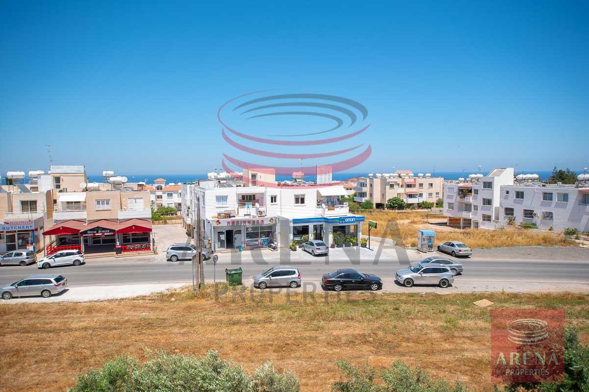 3 bed apt in Paralimni for rent - views