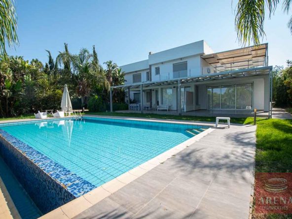 8 Bed Villa in Protaras