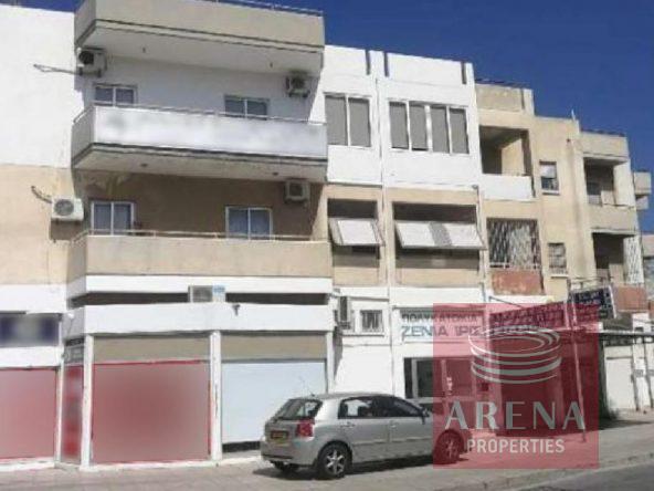 1 apt 3 bed larnaca 5172