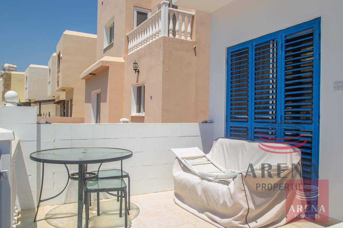 villa to buy in Pernera - veranda