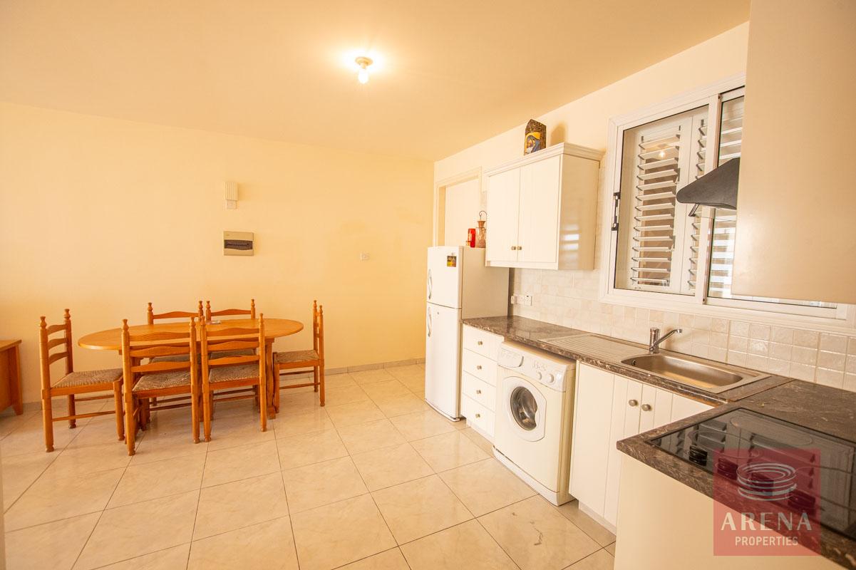 Property in Kaparis to buy - kitchen