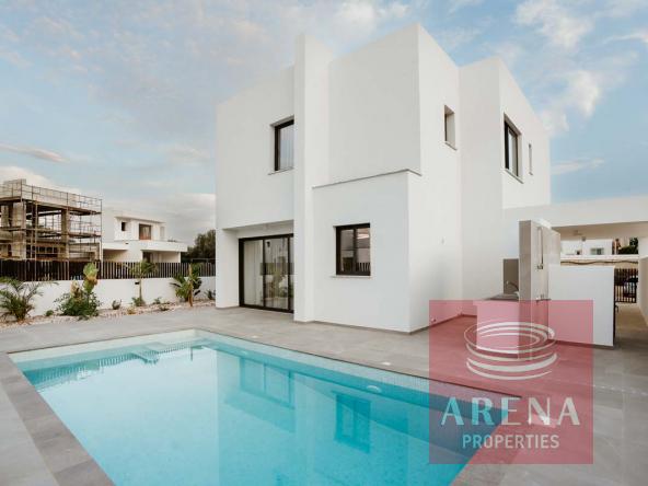 1 new villas in pernera 5766