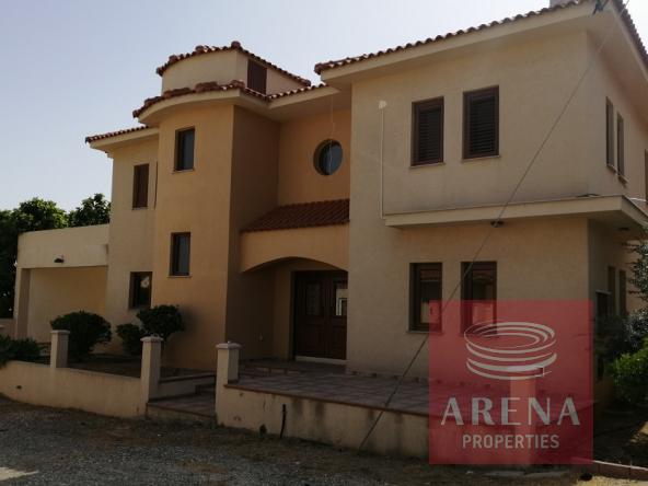 3 Bed House in Ormidia