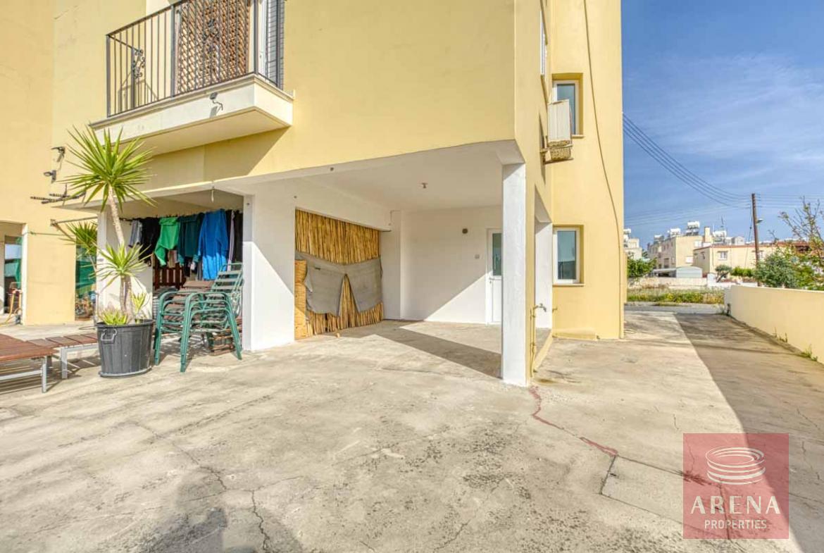 3 Bed TH for sale in Paralimni - parking