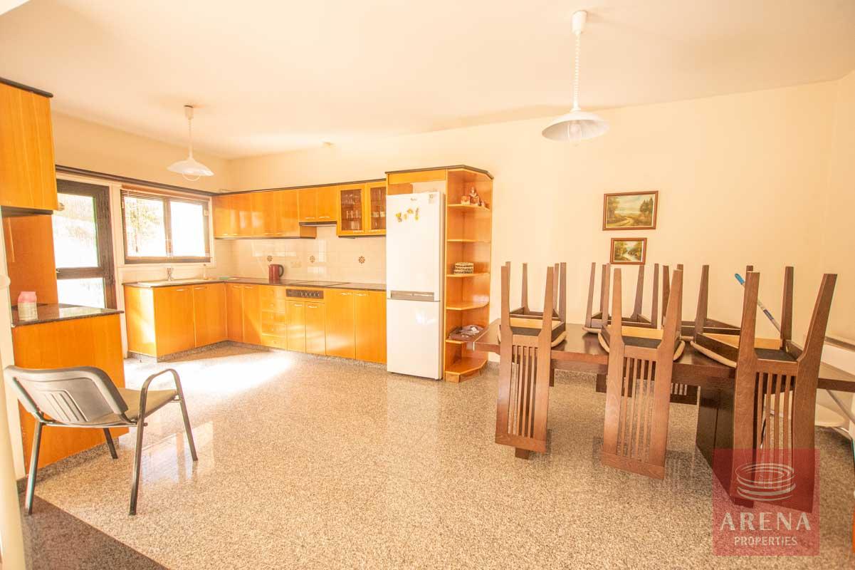 3 Bed Townhouse in Makenzy - kitchen