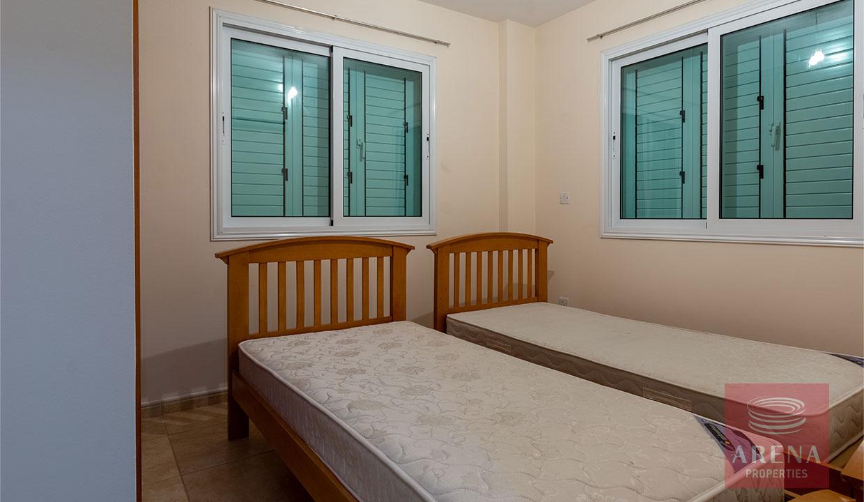 2 Bed Apt in the center of Paralimni - bedroom