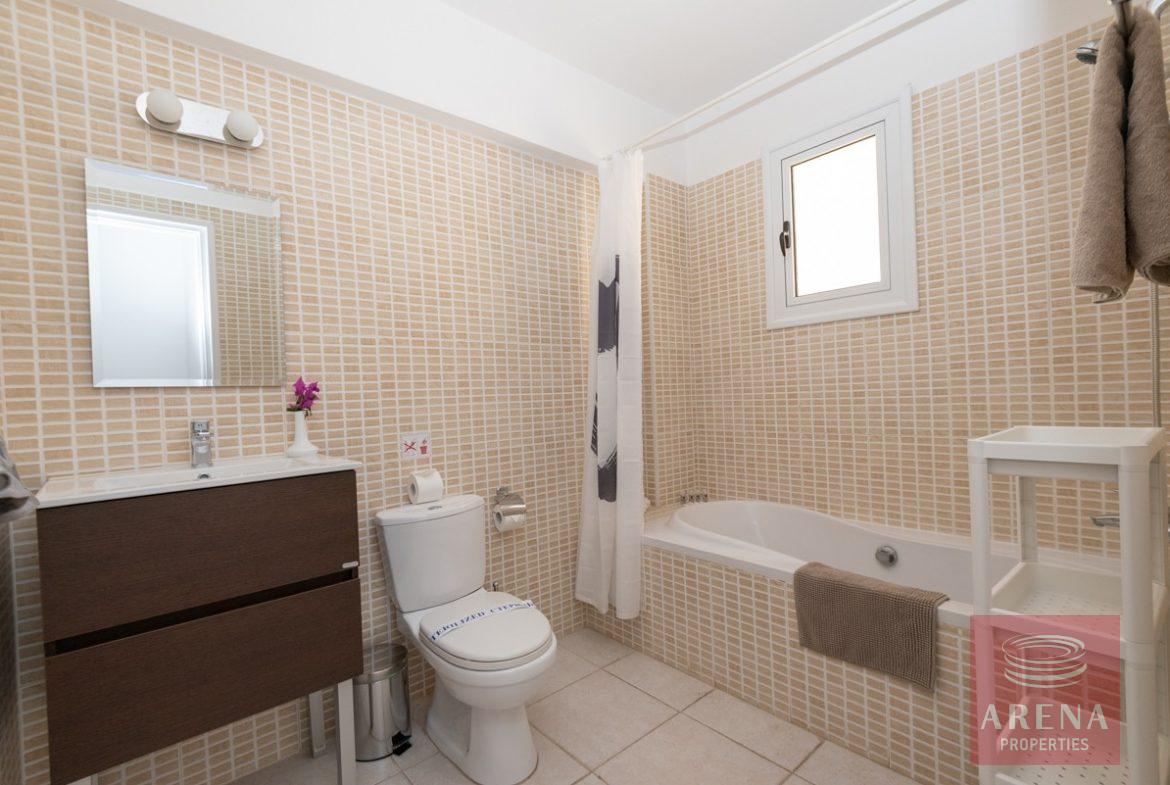 1 Bed Flat in Ayia Napa - bathroom