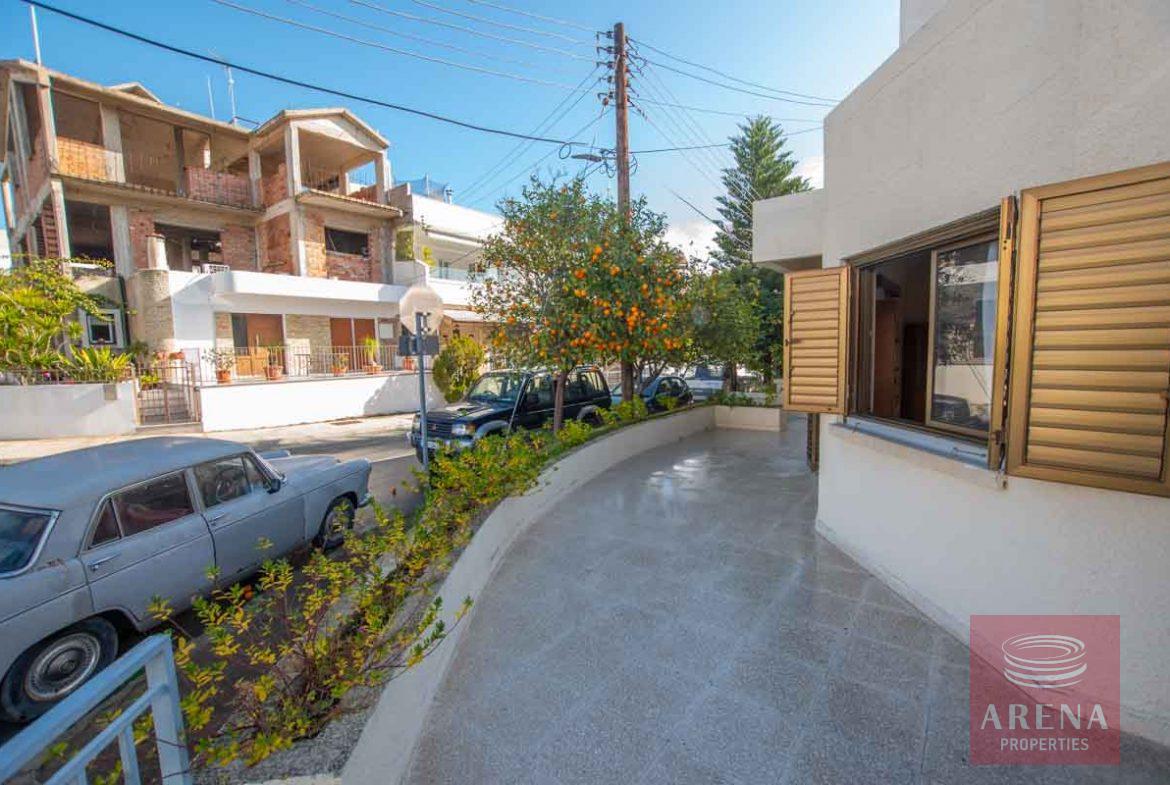 semi-detached house in sotiros - veranda