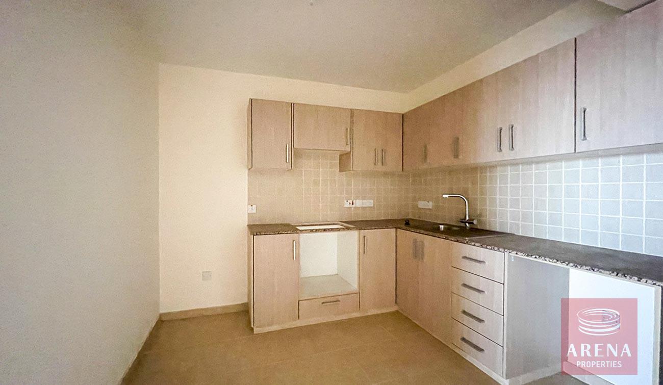 Flat in Kapparis for sale - kitchen