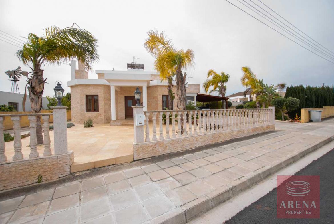 3 bed villa in Sotira for sale