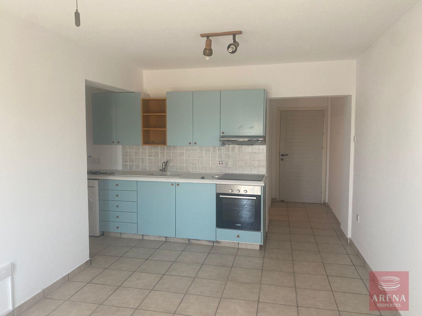 Flat for rent in Paralimni - kitchen