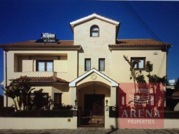 5 Bed Villa in Alethriko