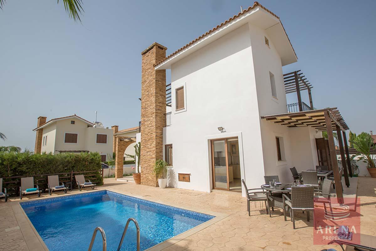 Villa in Pool in Ayia Thekla