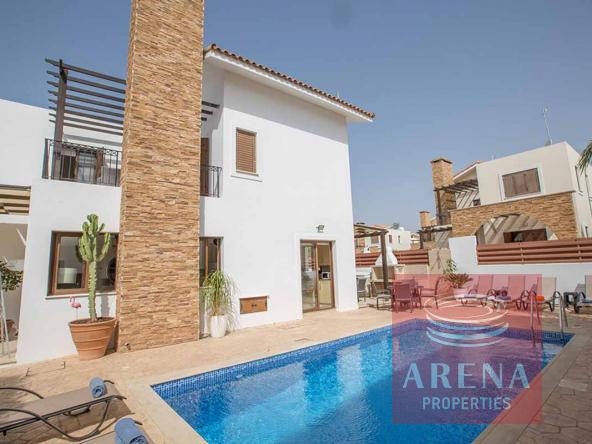 Villa in Pool in Ayia Thekla for sale