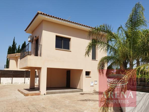 3 bed house in Pyla to buy