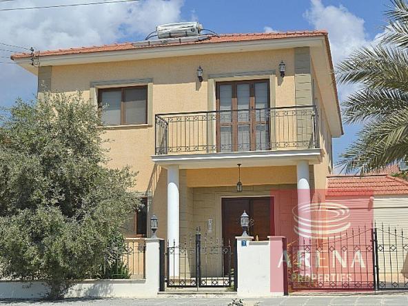 2647 villa for sale