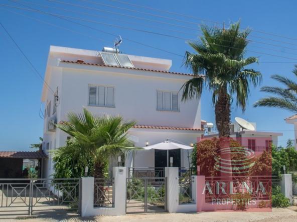 3674 villa for sale