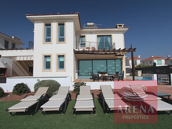 villa for sale 4