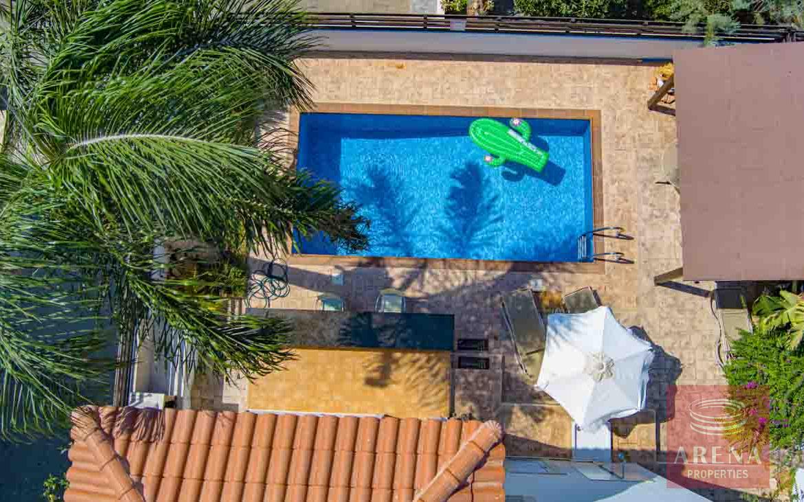 Villa for rent in Pernera - pool