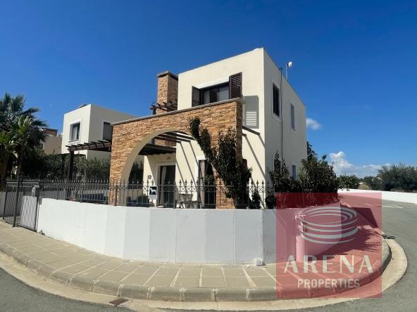 1 villa in ayia thekla for sale 6412