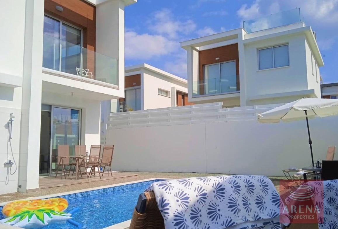 villa to let in Kapparis