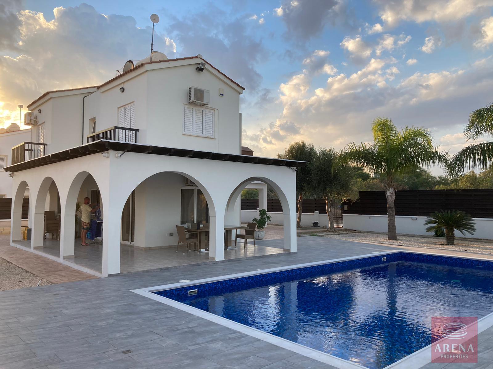 3 bed villa for rent in ayia thekla - pool