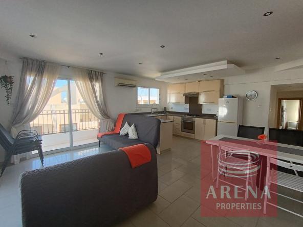 2 bed top floor apt in Ayia Napa