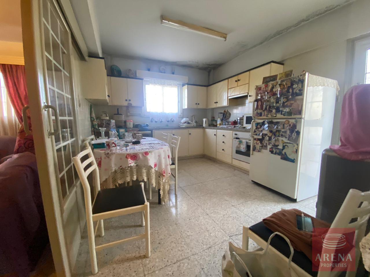 3 bed apt in paralimni - kitchen