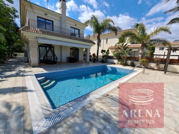 vILLA FOR SALE IN kAPPARIS