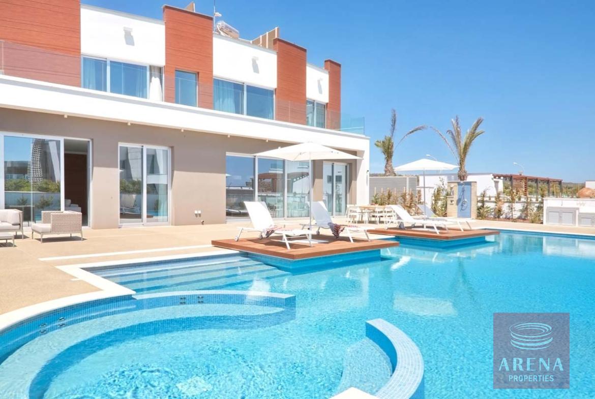 villa for sale in Ayia Napa