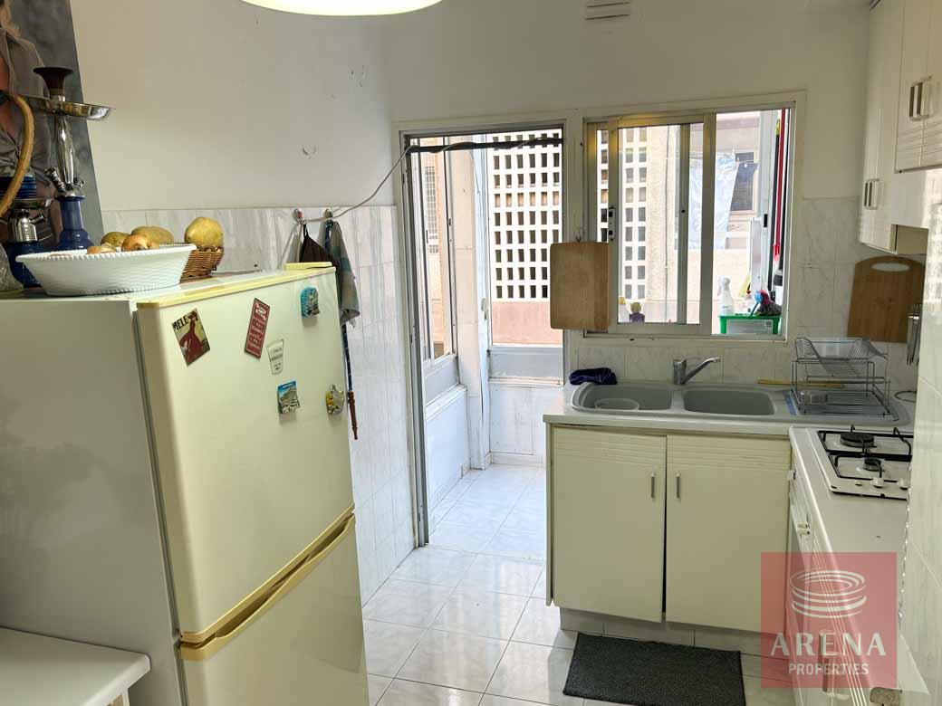 2 bed apt in Larnaca - kitchen