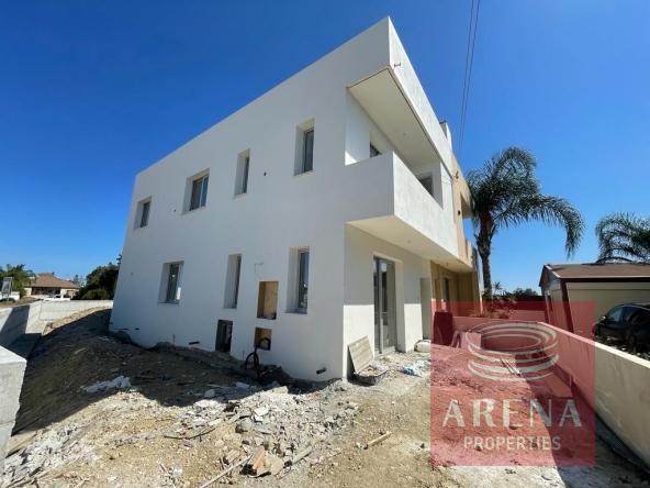 3 bed semi detached villa in kiti