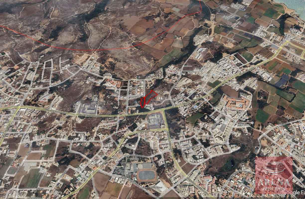 Land in Paralimni for sale