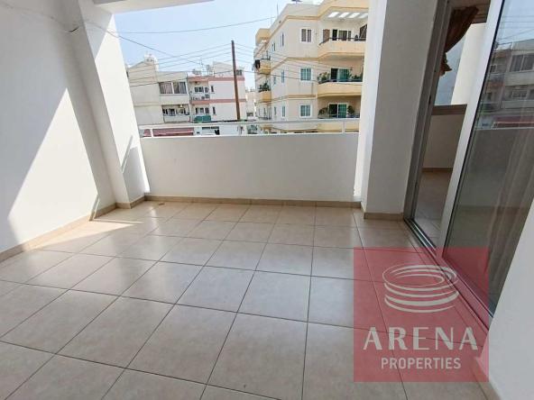 2 bed apt in larnaca