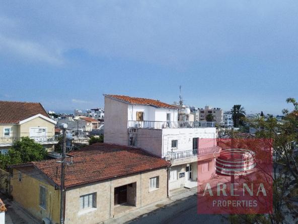 3 bed apt in sotiros