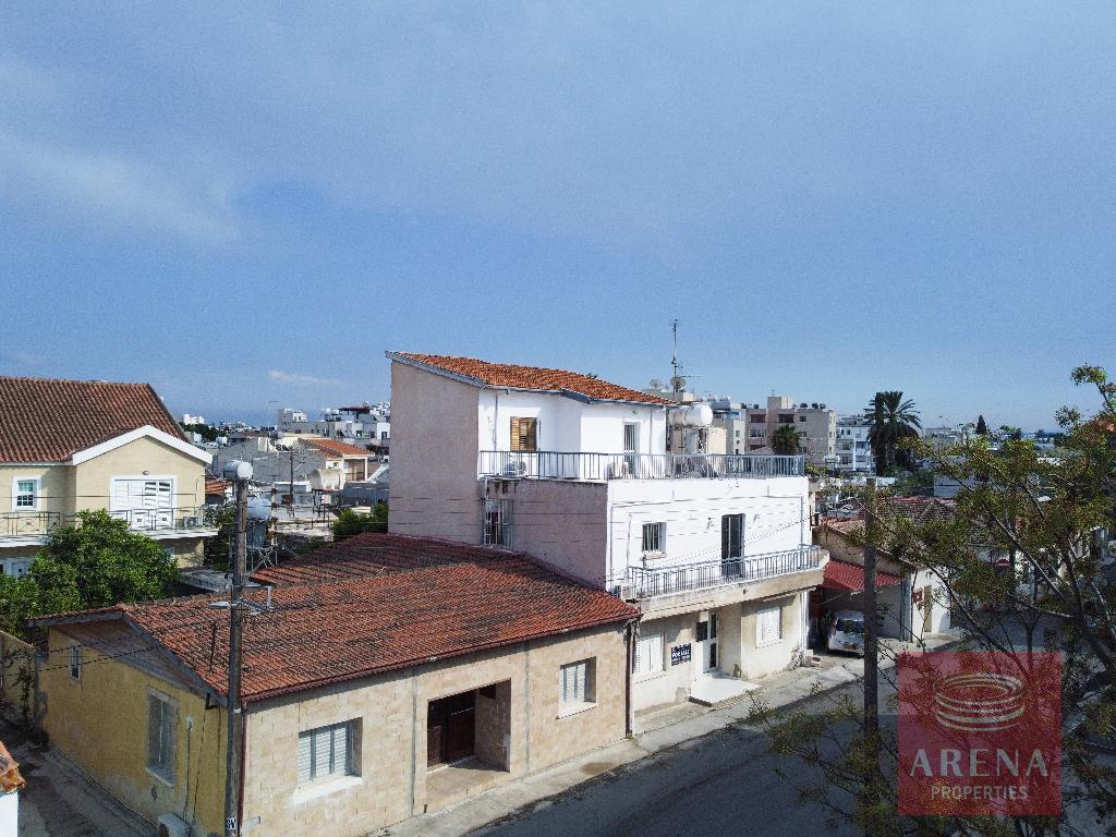 3 bed apt in sotiros