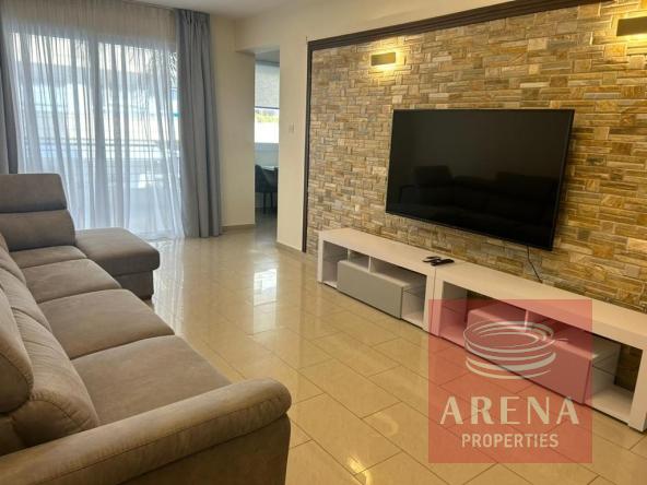 3 bed apt in Larnaca