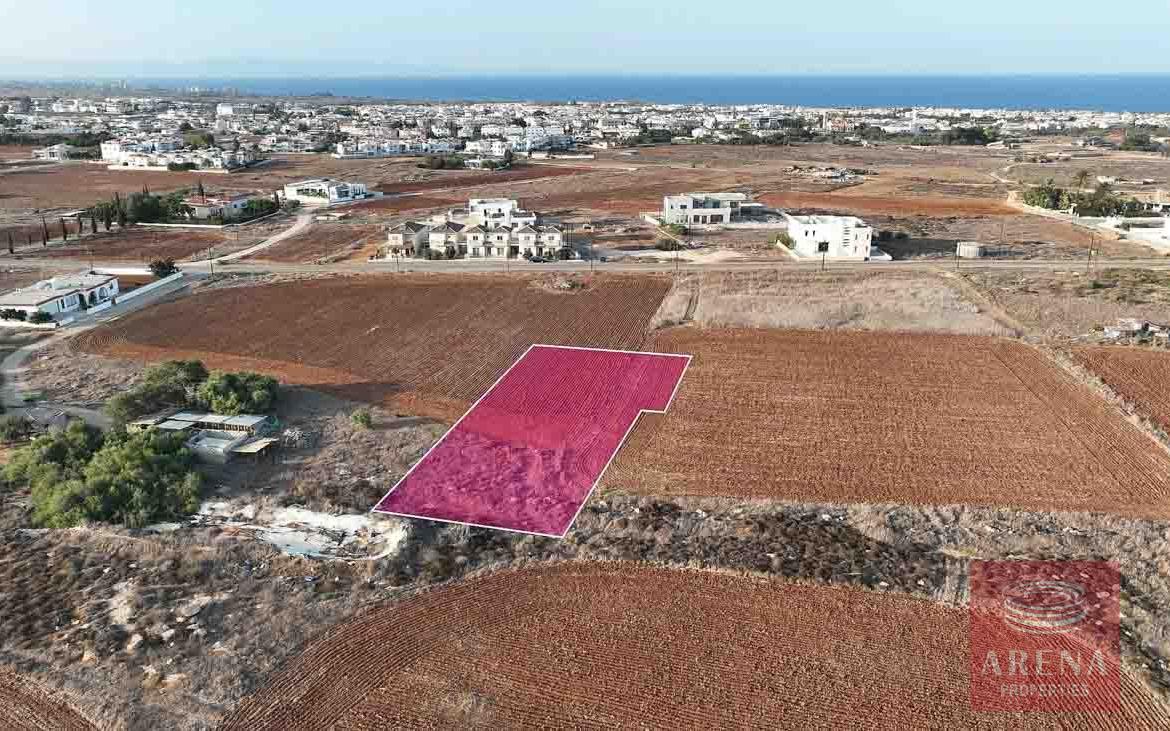 land in paralimni for sale