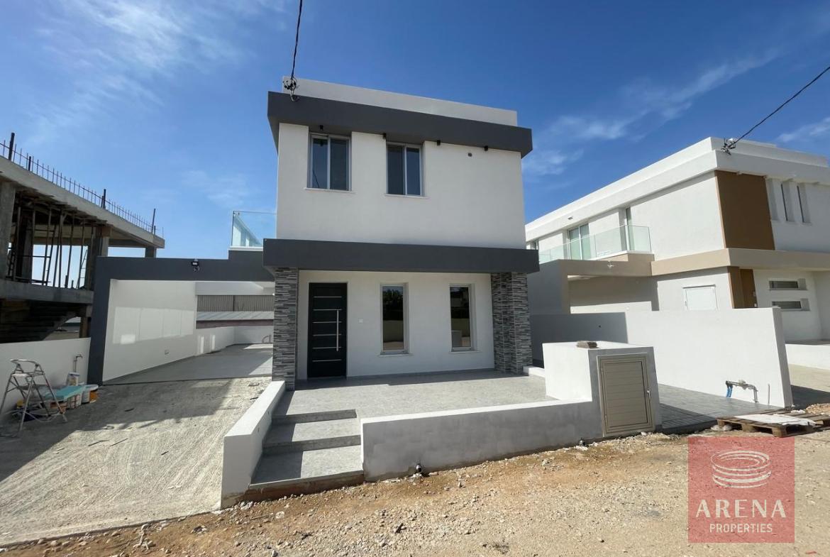 3 bed villa in paralimni