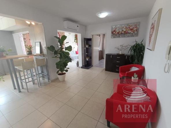 3 bed apt for rent in larnaca