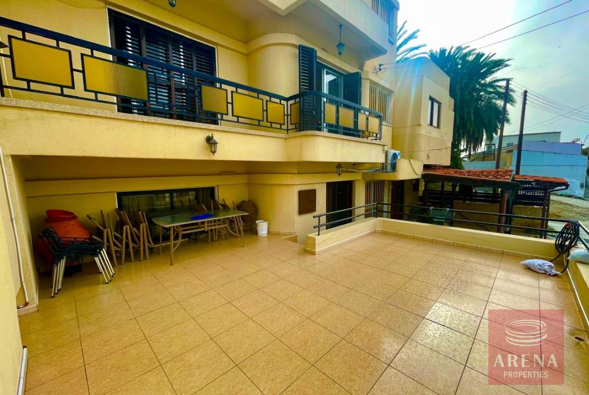 3 bed th in Sotiros