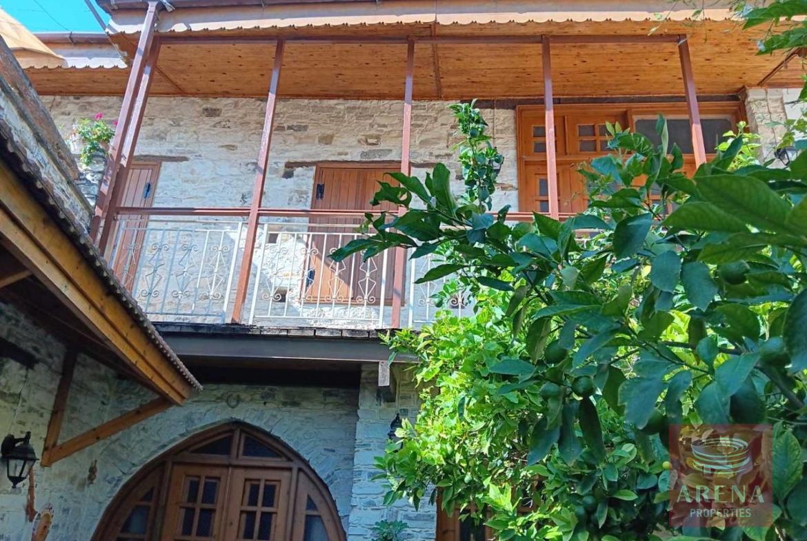 house in lefkara