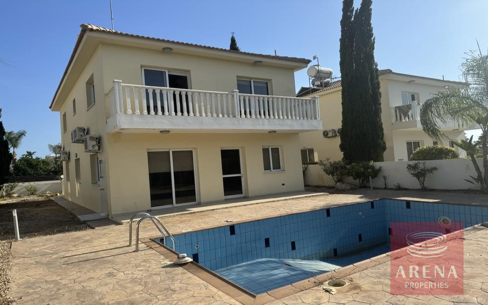 VILLA IN AYIA NAPA