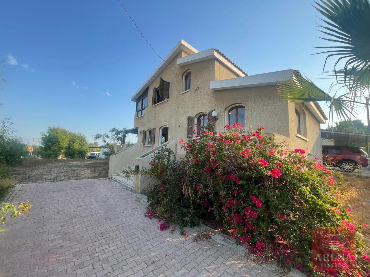 3 bed house in ormidia