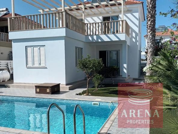 3 bed villa in pervolia