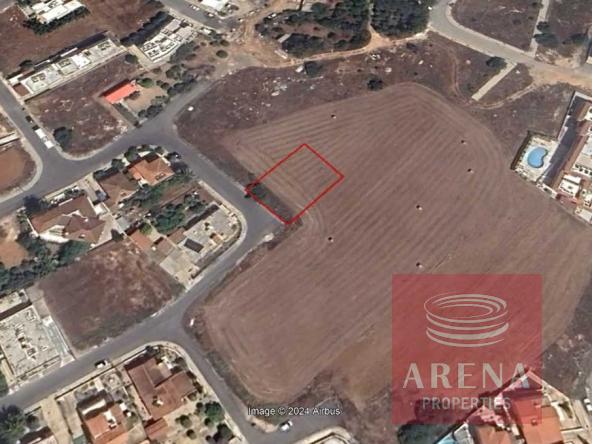 plot in Derynia for sale