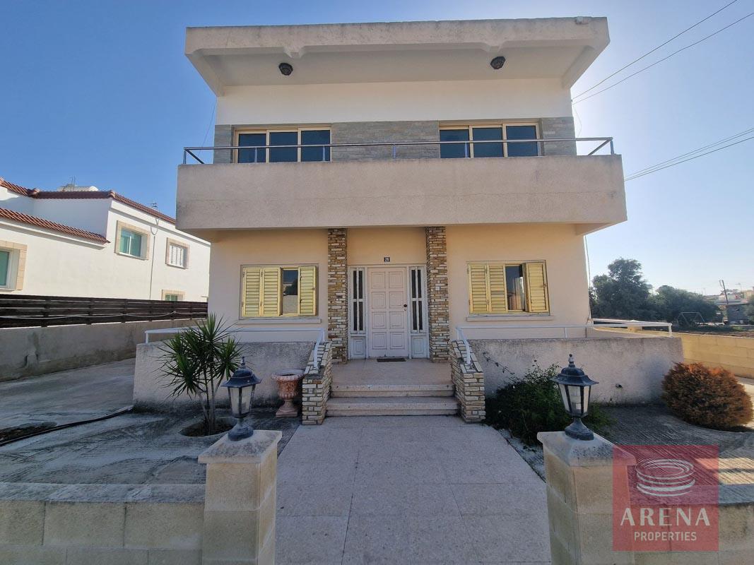 HOUSE IN PARALIMNI