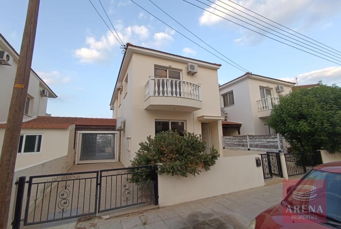 3 bed villa in pervolia