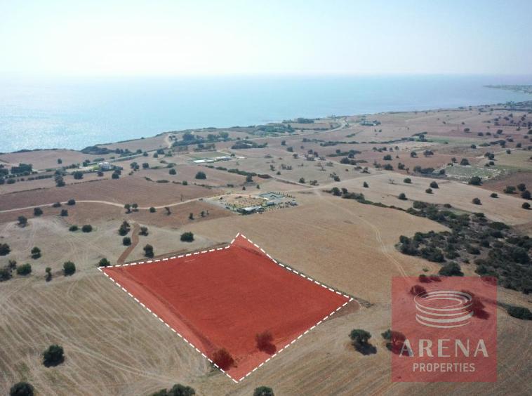 land in agios theodoros